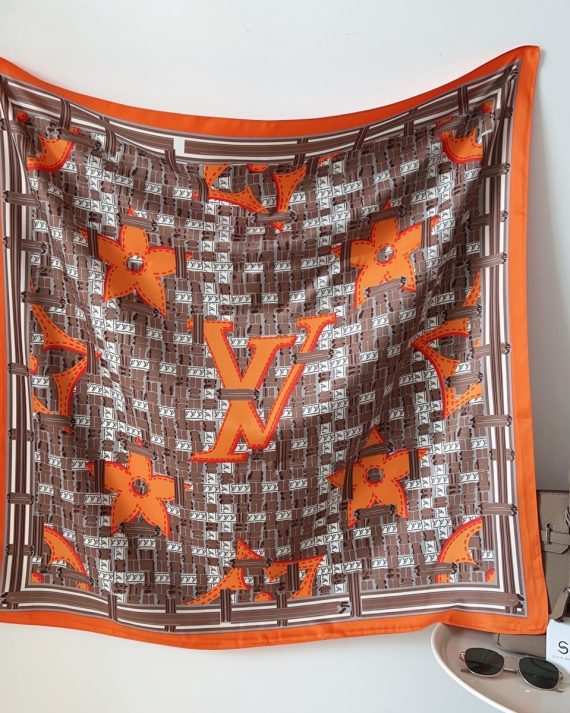 Citrus Wood Head Scarf by Bandano Pakistan